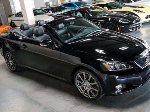 Used 2013 Lexus IS 350C w/ Luxury Pkg RWD image 40