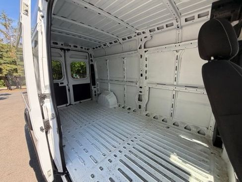 Used 2023 RAM ProMaster 2500 FWD image 22