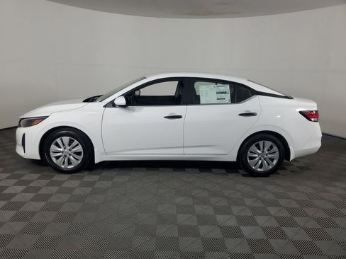 New 2025 Nissan Sentra S image 7