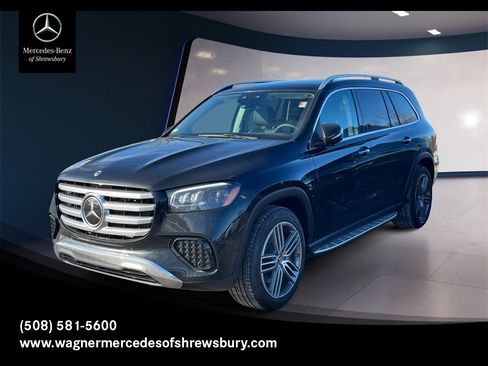 New 2026 Mercedes-Benz GLS 450 4MATIC image 1