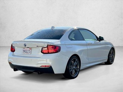 Used 2016 BMW M235i Coupe image 5