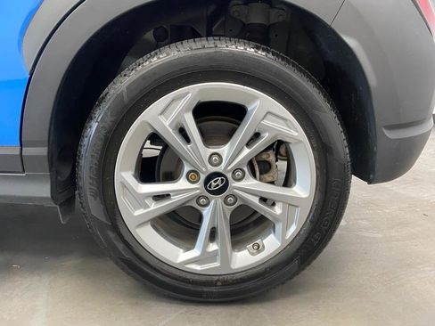Used 2022 Hyundai Kona SEL image 18