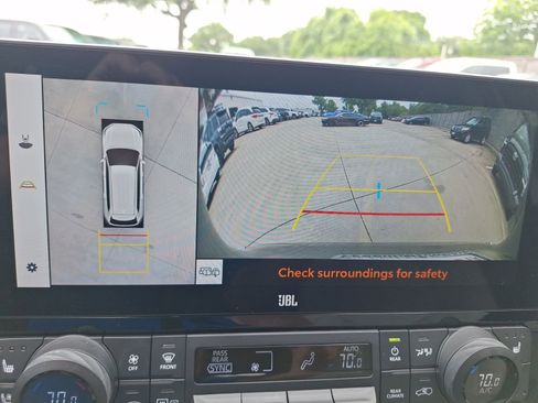 Used 2026 Toyota Grand Highlander AWD image 24