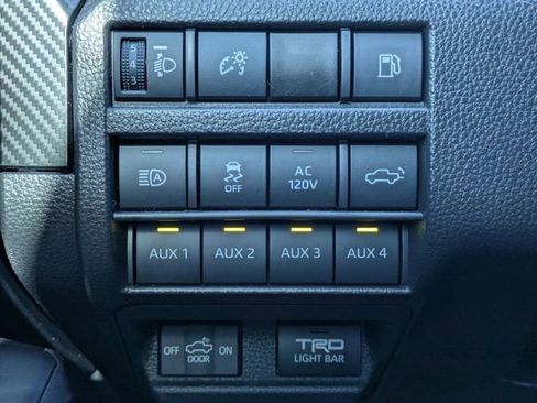 Used 2025 Toyota Tacoma TRD Pro AWD/4WD image 26