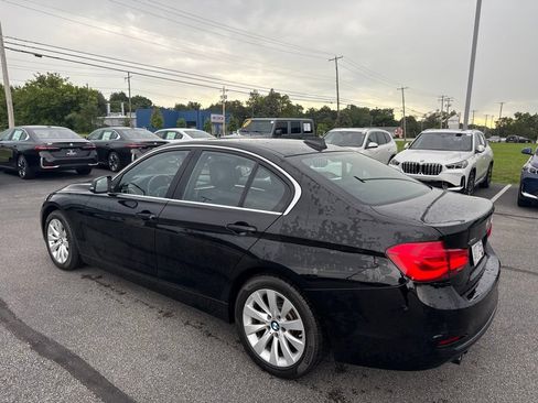 Used 2018 BMW 328d xDrive Sedan AWD/4WD image 5