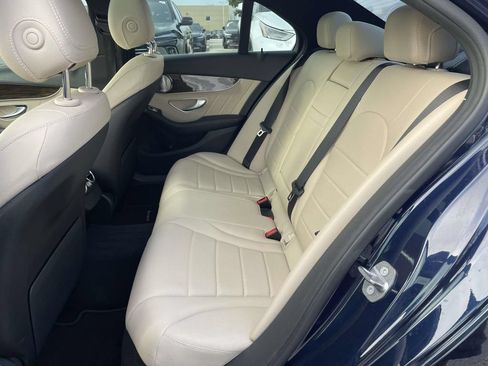 Used 2020 Mercedes-Benz C 300 Sedan image 3