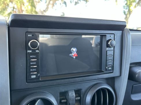 Used 2007 Jeep Wrangler Sahara w/ PWR Convenience Group image 17