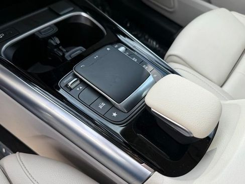 Certified 2023 Mercedes-Benz GLA 250 image 12