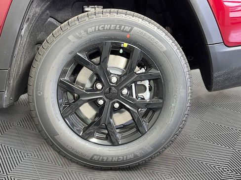 New 2025 Jeep Grand Cherokee L Altitude AWD/4WD image 36