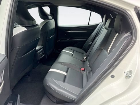 Used 2025 Toyota Camry SE w/ Multimedia Upgrade Package FWD image 25