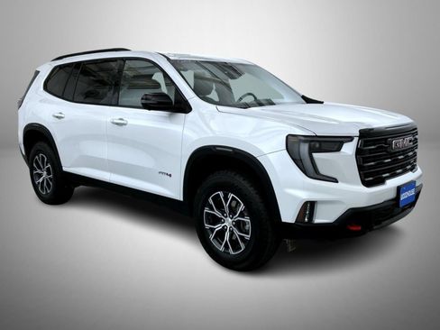 Used 2025 GMC Acadia AT4 AWD/4WD image 3