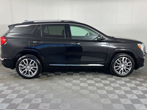 Used 2023 GMC Terrain Denali AWD/4WD image 3