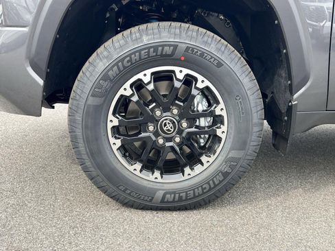 New 2025 Toyota Tundra SR5 image 5