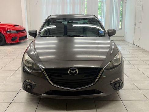 Used 2016 MAZDA MAZDA3 i Touring w/ Popular Equipment Package FWD image 2