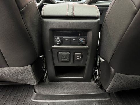 Used 2023 Chevrolet Traverse RS AWD/4WD image 12