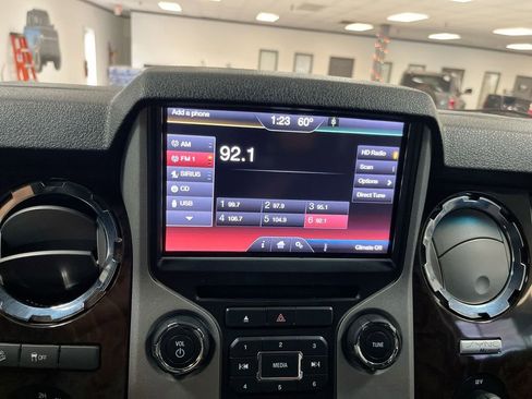 Used 2014 Ford F350 Platinum image 19