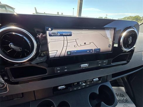 New 2025 Mercedes-Benz Sprinter 2500 image 8