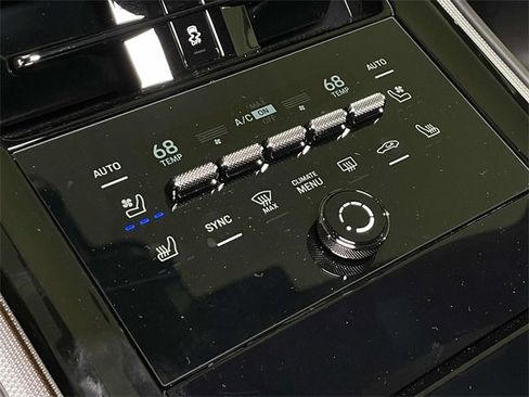 New 2026 Porsche Panamera 4 image 33