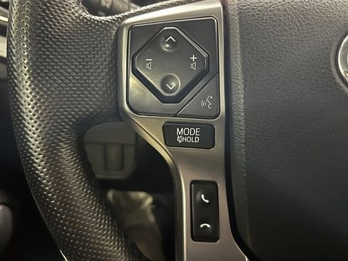 Used 2020 Toyota Tacoma SR5 image 34