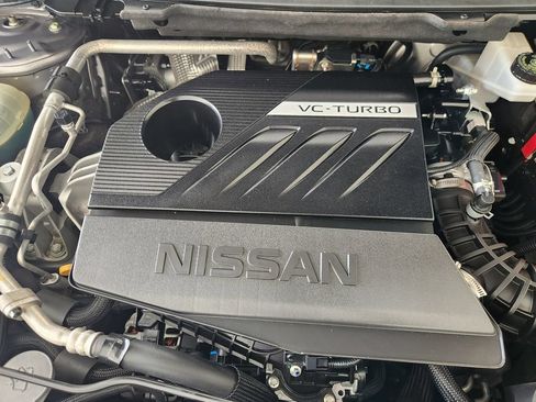 Used 2023 Nissan Rogue SV FWD image 33