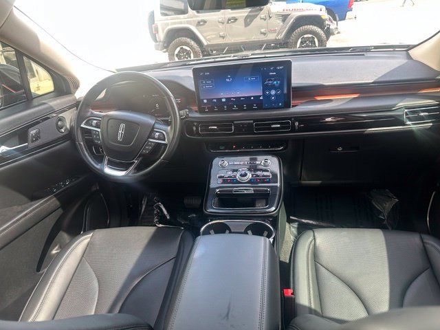 Used 2023 Lincoln Nautilus Reserve w/ Equipment Group 201A AWD/4WD image 2