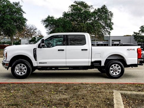 Used 2024 Ford F250 XLT image 8