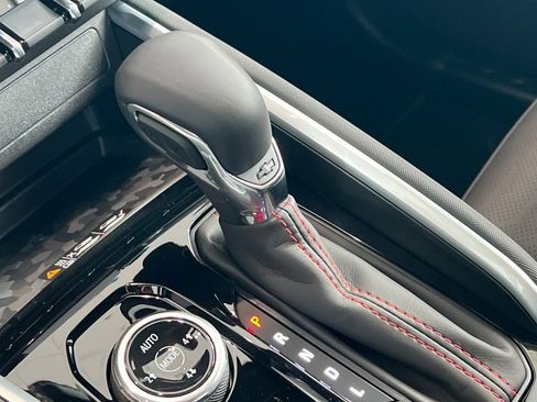 New 2026 Chevrolet Colorado Z71 w/ Technology Package image 17