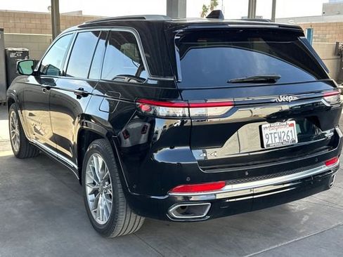 Used 2023 Jeep Grand Cherokee Summit w/ Luxury Tech Group V image 6