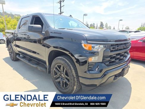 Used 2025 Chevrolet Silverado 1500 Custom w/ Turbomax Blackout Package RWD image 8