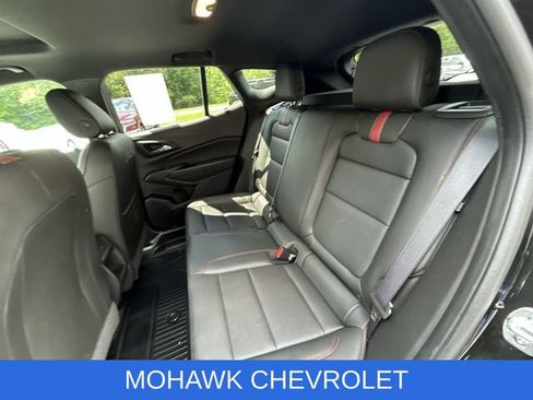 Used 2025 Chevrolet Trax RS w/ Sunroof Package FWD image 25