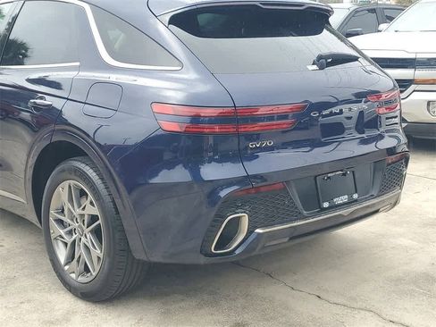 Used 2025 Genesis GV70 2.5T image 8