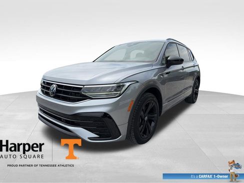 Certified 2023 Volkswagen Tiguan SE R-Line FWD image 1