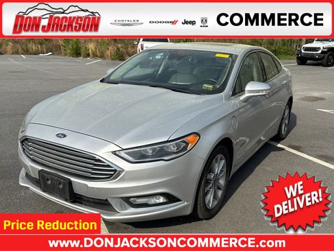 Used 2018 Ford Fusion Energi Titanium FWD image 1