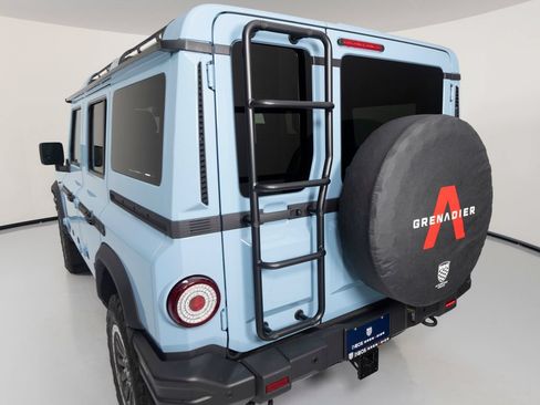 New 2025 INEOS Grenadier Fieldmaster Edition AWD/4WD image 38