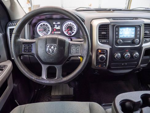 Used 2016 RAM 1500 Classic SLT AWD/4WD image 22