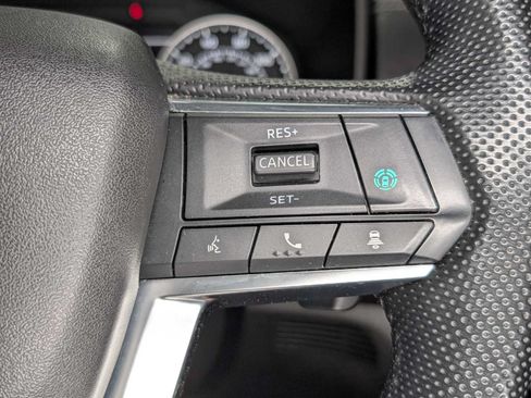 Used 2022 Mitsubishi Outlander SE AWD/4WD image 35