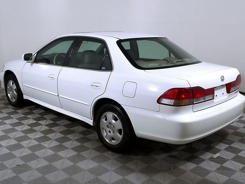 Used 2002 Honda Accord EX image 9