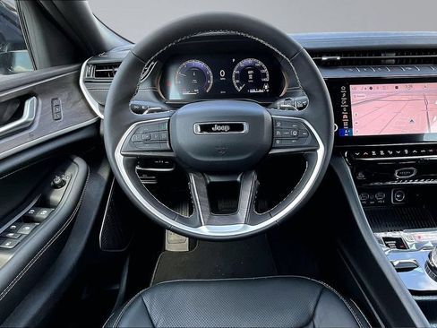 New 2026 Jeep Grand Cherokee L Limited AWD/4WD image 5