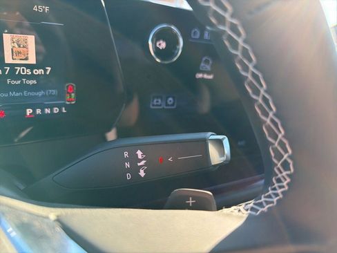 New 2026 Chevrolet Traverse Z71 w/ Enhanced Driving Package image 38