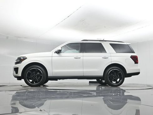 Used 2023 Ford Expedition Limited AWD/4WD image 57