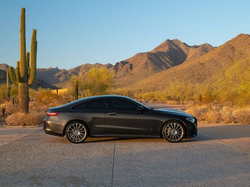 Used 2022 Mercedes-Benz E 450 Coupe image 12