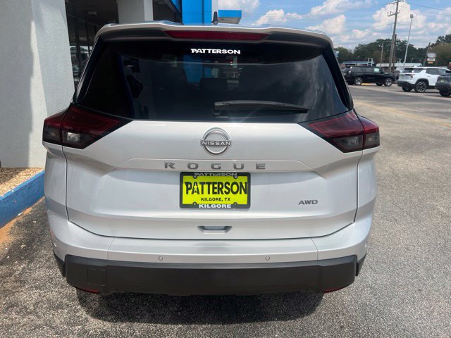 Used 2024 Nissan Rogue S AWD/4WD image 8