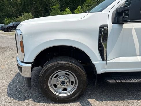 Used 2024 Ford F350 XL w/ XL Driver Assist Package AWD/4WD image 6