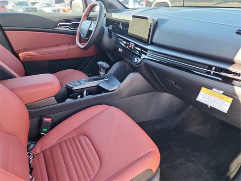 New 2026 Kia Sportage SX image 16