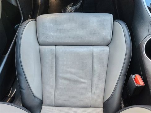 Used 2023 Subaru Outback Limited XT image 26