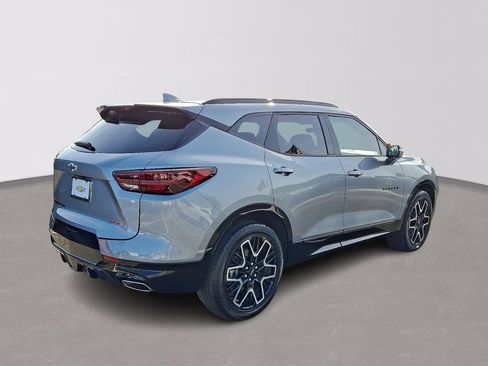 Used 2025 Chevrolet Blazer RS w/ Driver Confidence II Package AWD/4WD image 6