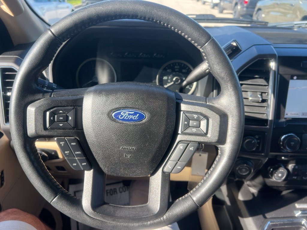 Used 2018 Ford F150 XLT w/ Equipment Group 302A Luxury AWD/4WD image 38