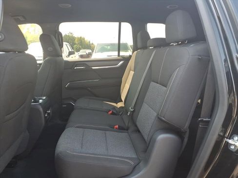 Certified 2025 GMC Acadia Elevation image 23