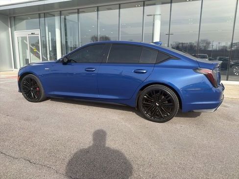 Used 2021 Cadillac CT5 V w/ Premium Package image 4