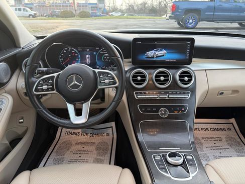 Used 2021 Mercedes-Benz C 300 Sedan w/ Premium Package image 10